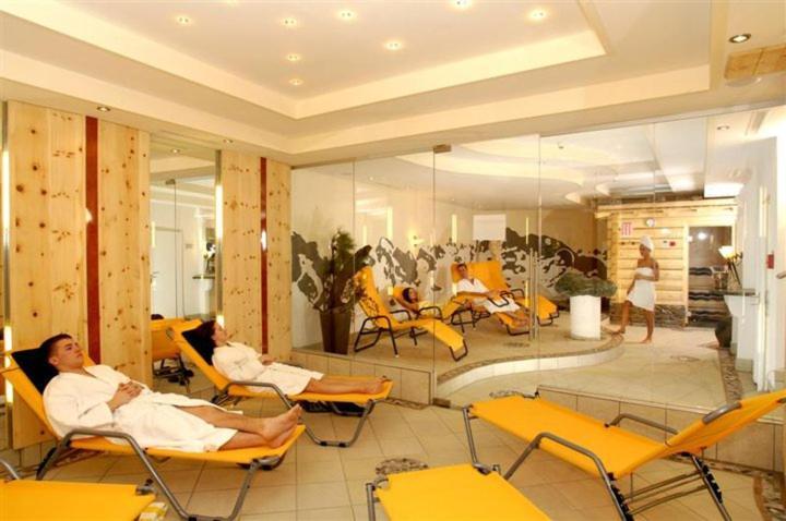 Hotel Kristall B&B 伊施格尔 外观 照片