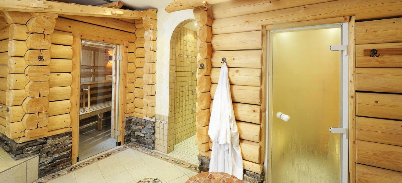 Hotel Kristall B&B 伊施格尔 外观 照片