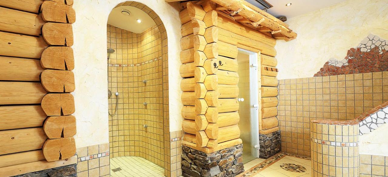 Hotel Kristall B&B 伊施格尔 外观 照片