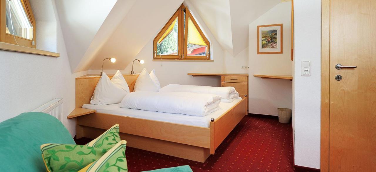 Hotel Kristall B&B 伊施格尔 外观 照片